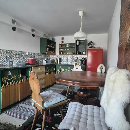 Ptasi 샬레 슈차이르크